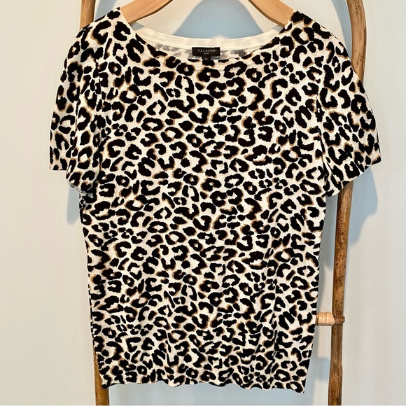 Talbot cheetah print short sleeve sweater, size petite small - Picture 1 of 5